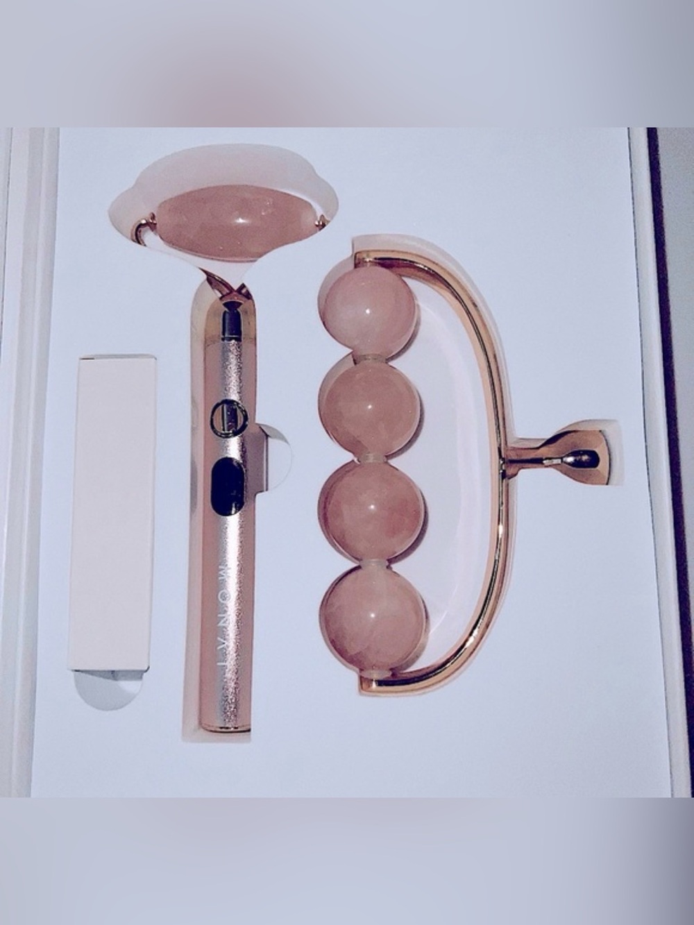 NIB Monat Facial Roller & Sculpting Tool Set - Rose Quartz